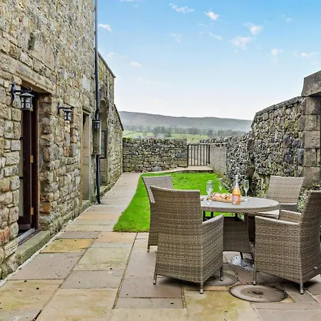 2 Bed In Skipton Oc-94261 Airton
